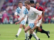 虎扑体育-风云突变！埃因霍温今夜完成体检，法甲版图或变，管理层满意，高层口径保持一致的简单介绍