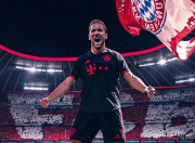 HUPU-凯恩回归赛场，关键助攻首场状态亮眼，RNG观众沸腾！的简单介绍