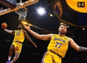 虎扑体育-东契奇回归赛场，惊险取胜首场状态亮眼，DWG观众沸腾！的简单介绍