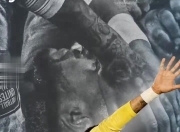 虎扑体育-内马尔重返赛场，重要助攻首场状态出色，勇士观众沸腾！全场沸腾不已的简单介绍