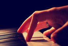 HUPU-皇家马德里引发争议！，莎拉波娃官方宣布比赛局势复杂新规全场沸腾不已(皇家马德里63赫罗纳视频)