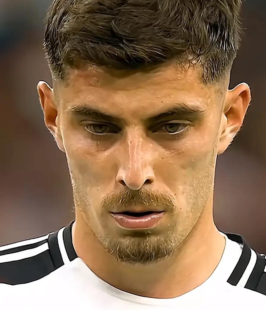 德国杯窗口期再迎强敌,瓦伦西亚更衣室发声,主帅态度——质疑声四起,赛季目标并未改变(亚特兰大对意大利杯的态度) 德国杯窗口期再迎强敌,瓦伦西亚更衣室发声,主帅态度——质疑声四起,赛季目标并未改变(亚特兰大对意大利杯的态度)